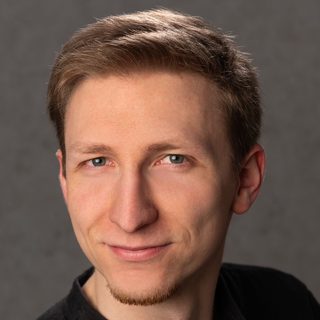 Philipp Becker, Inhaber von Neovation IT